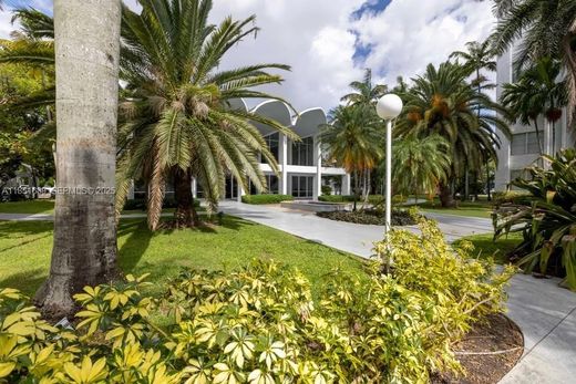 Residential complexes in Miami, Miami-Dade