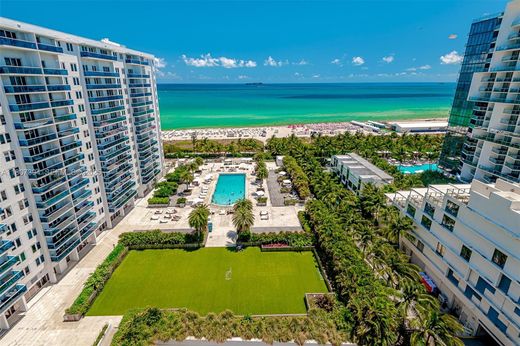 Residential complexes in Miami Beach, Miami-Dade