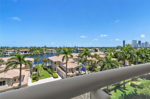 Residential complexes in Aventura, Miami-Dade