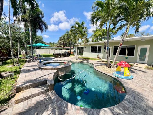 Villa in Plantation, Broward County