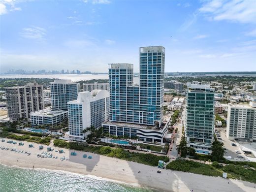 Complexes résidentiels à Miami Beach, Comté de Miami-Dade