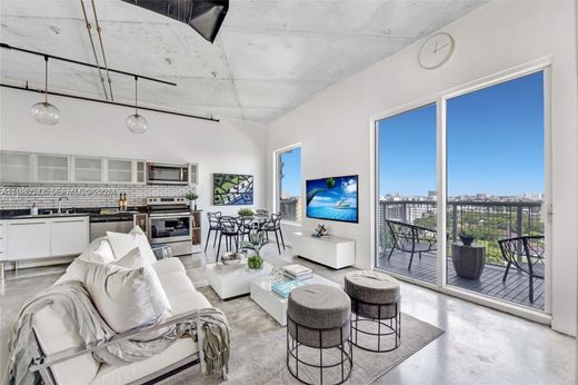 Residential complexes in Miami, Miami-Dade