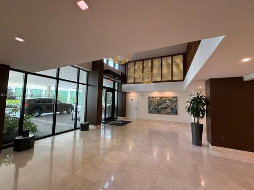 Residential complexes in Miami, Miami-Dade