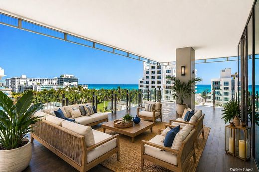 Residential complexes in Miami Beach, Miami-Dade