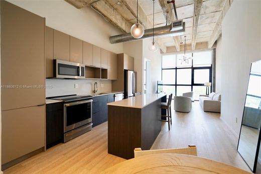 Residential complexes in Miami, Miami-Dade