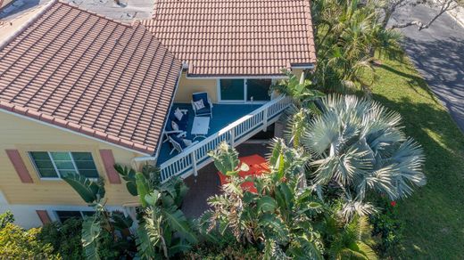 Jupiter, Palm Beach Countyのアパートメント・コンプレックス