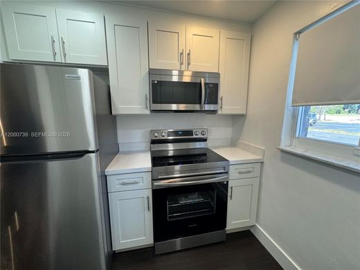 Complexos residenciais - Dania Beach, Broward County