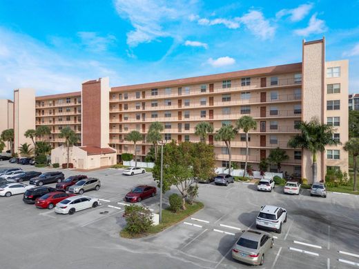 Wohnkomplexe in Delray Beach, Palm Beach County