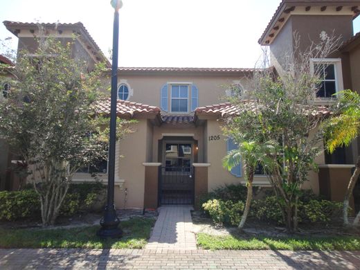 Residential complexes in West Palm Beach, Palm Beach