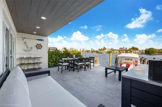 Townhouse in North Miami Beach, Miami-Dade