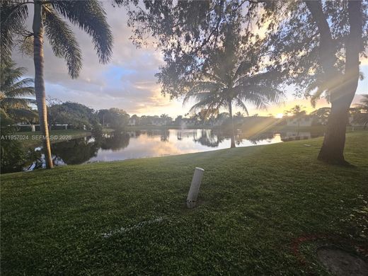 Жилой комплекс, North Lauderdale, Broward County