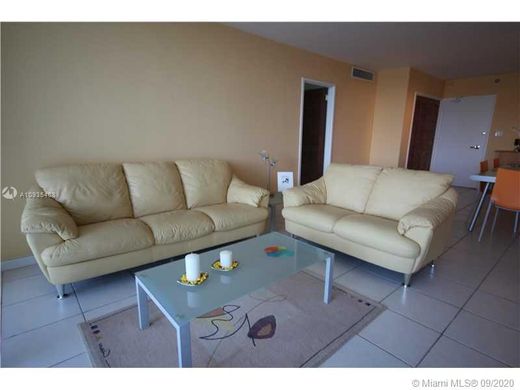 Komplex apartman Miami Beach, Miami-Dade County