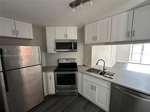 Wohnkomplexe in Miami, Miami-Dade County