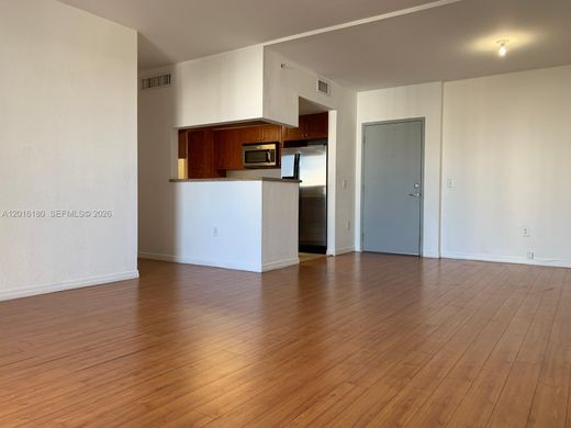 Residential complexes in Miami, Miami-Dade