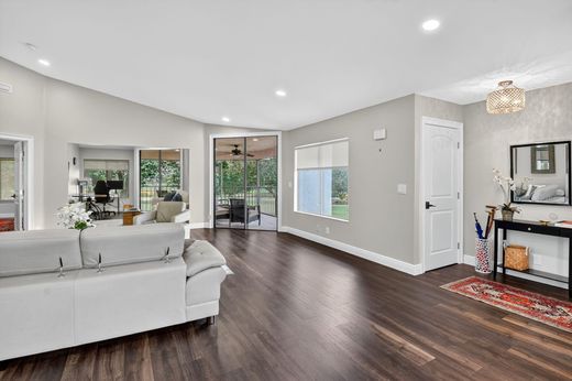 Residential complexes in Delray Beach, Palm Beach