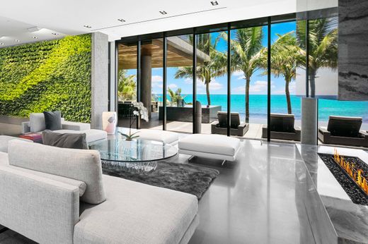 Villa in Highland Beach, Palm Beach