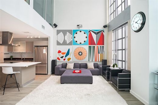 Жилой комплекс, Майами, Miami-Dade County