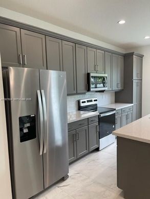 Townhouse in Deerfield Beach, Broward County