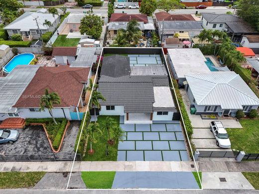 Villa - Miami, Miami-Dade County