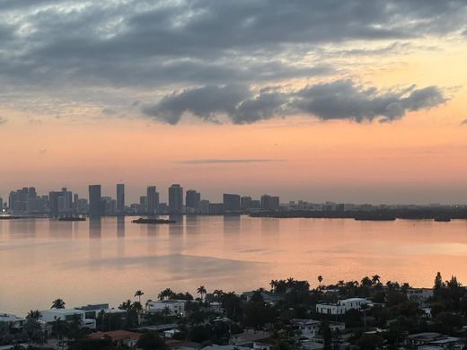 Κτίριο σε North Bay Village, Miami-Dade County