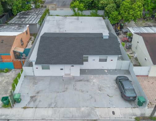 빌라 / Miami Heights Trailer Park, Miami-Dade County