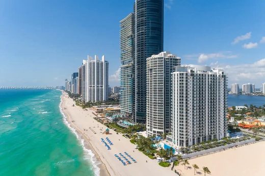 Kamienica w Sunny Isles Beach, Miami-Dade County