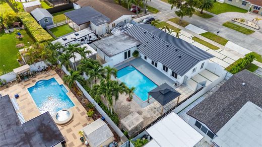 Вилла, Майами, Miami-Dade County