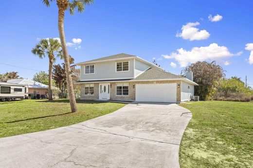 Villa Port Saint Lucie, Saint Lucie County