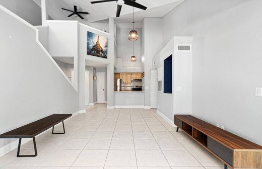 Residential complexes in Delray Beach, Palm Beach