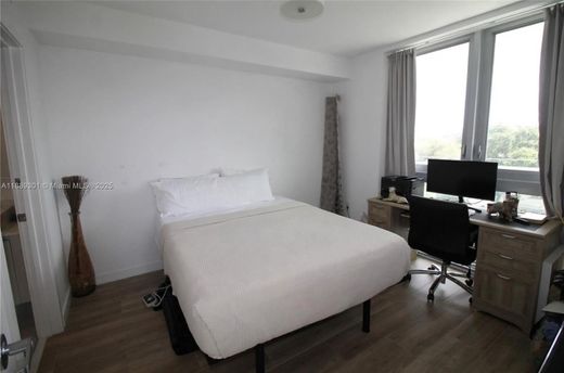 ‏בניין ב  North Miami Beach, Miami-Dade County