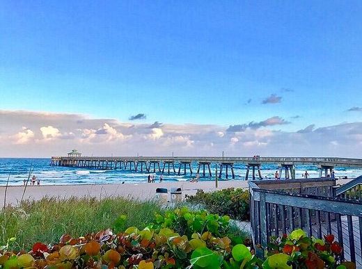 Townhouse in Deerfield Beach, Broward County