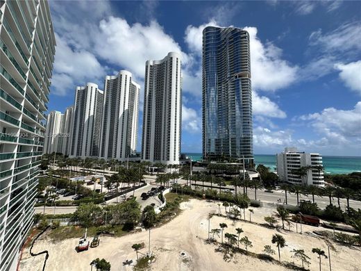 Kamienica w Sunny Isles Beach, Miami-Dade County