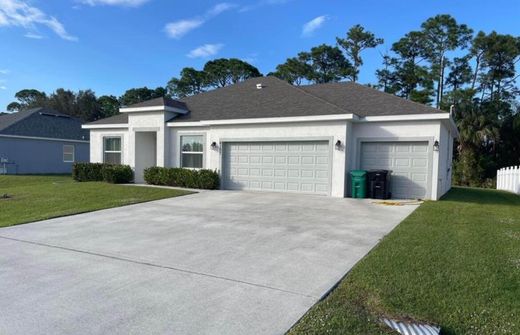 Villa in Port Saint Lucie, Saint Lucie County