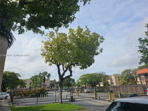 Complexes résidentiels à Miami, Comté de Miami-Dade