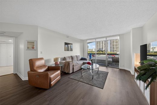 Residential complexes in Aventura, Miami-Dade