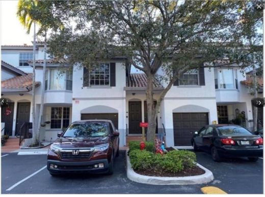 Townhouse in Davie, Broward County