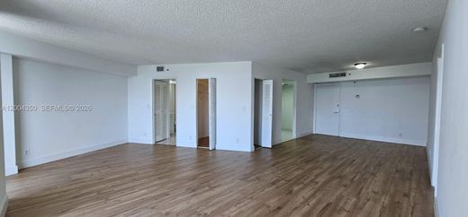 Жилой комплекс, Aventura, Miami-Dade County