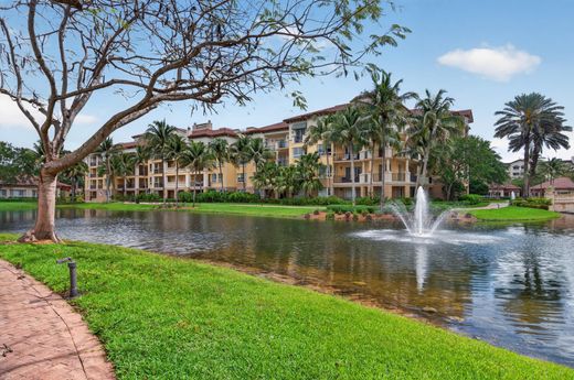 Residential complexes in Weston, Broward County