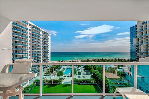Complesso residenziale a Miami Beach, Miami-Dade County