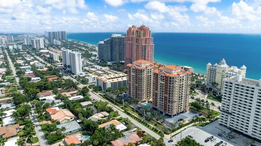 Residential complexes in Fort Lauderdale, Broward County