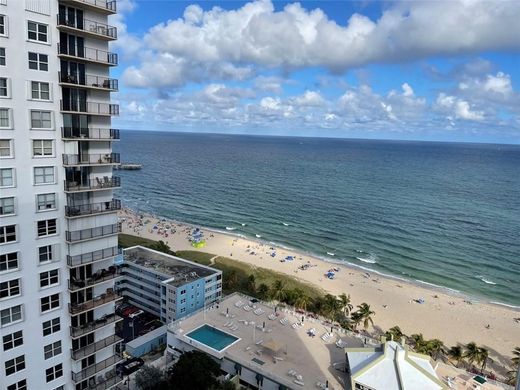 Residential complexes in Pompano Beach, Broward County