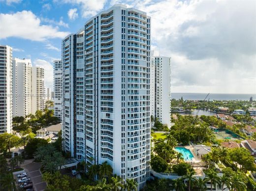 Residential complexes in Aventura, Miami-Dade