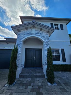 Villa Miami, Miami-Dade County