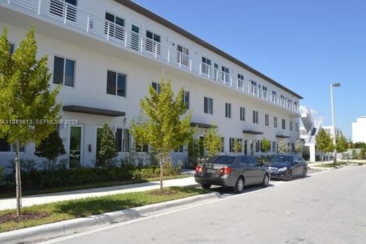 Wohnkomplexe in Doral, Miami-Dade County