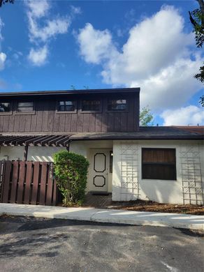 Townhouse in Miramar, Broward County