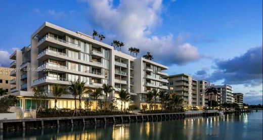 Complesso residenziale a Bay Harbor Islands, Miami-Dade County