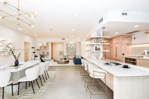 ‏בניין ב  Bal Harbour, Miami-Dade County