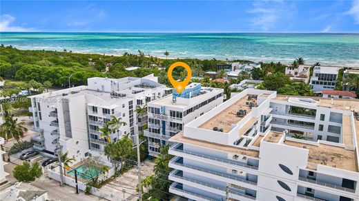 Complexes résidentiels à Miami Beach, Comté de Miami-Dade