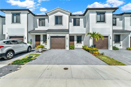 城市独宅  Homestead, Miami-Dade County