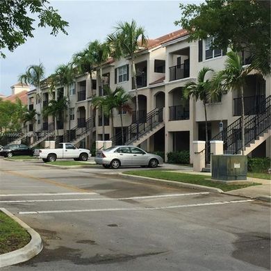 Wohnkomplexe in Coral Springs, Broward County